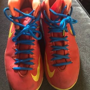Boys KD basketball shoes